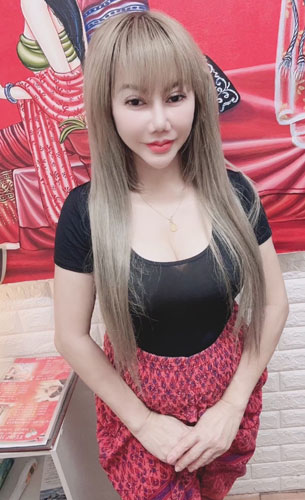 �����r�܃^�C�Î��}�b�T�[�W �X�N���r�b�g